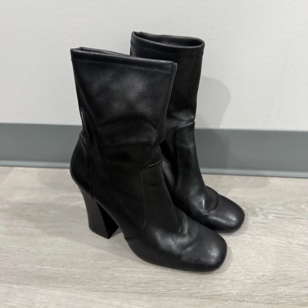 Stuart Weitzman Boots Curveblock 109 Ankle Booties in Napa Leather Black